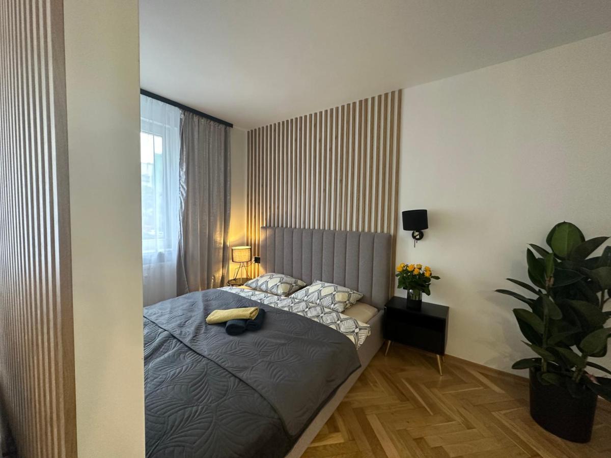 Mki Apartments - Zlota 69 Warsaw City Center Apartment Eksteriør bilde